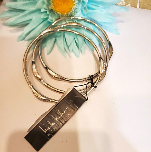 Nicole Miller Jewelry - NWT NICOLE MILLER SILVER bangles w crystals
